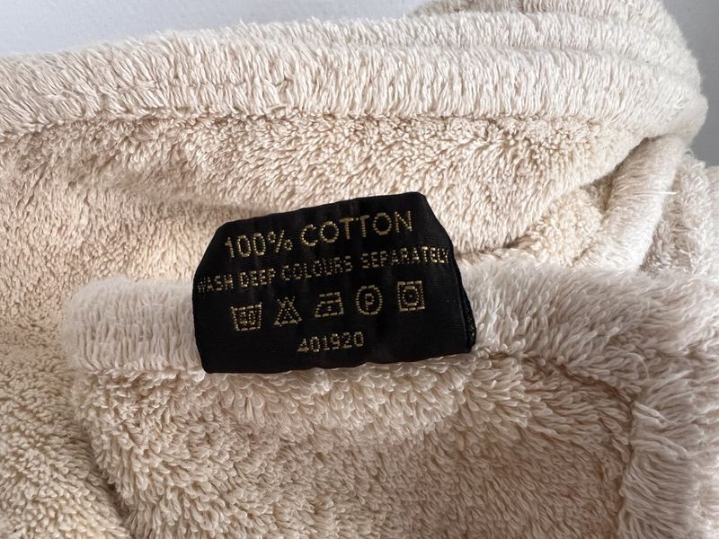 102631 - Louis Vuitton Monogram Beach Towel 