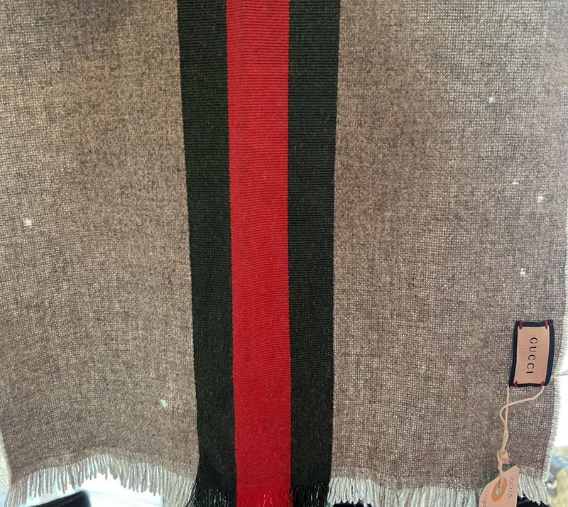 101957 - Gucci skjerf 