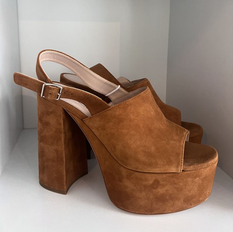 102249 - Miu Miu Suede Platform Sandal 