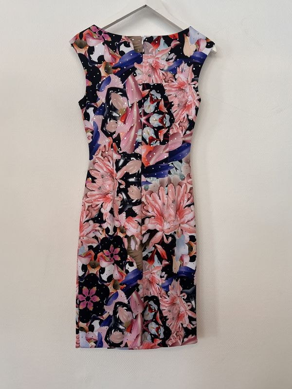 102073 - Joseph Ribkoff kjole 