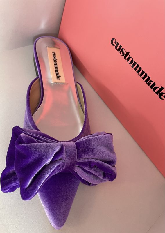 101770- CUTOMMADE flats