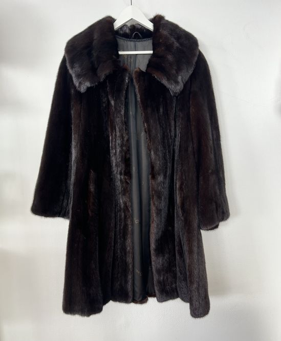 Hovedbilde 102534 - Iversen Mink Pels