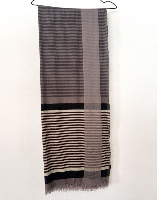 Hovedbilde 50224 - Yigal Azrouël skjerf 