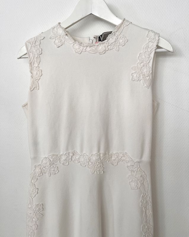 102394 - Giambattista Valli Kjole
