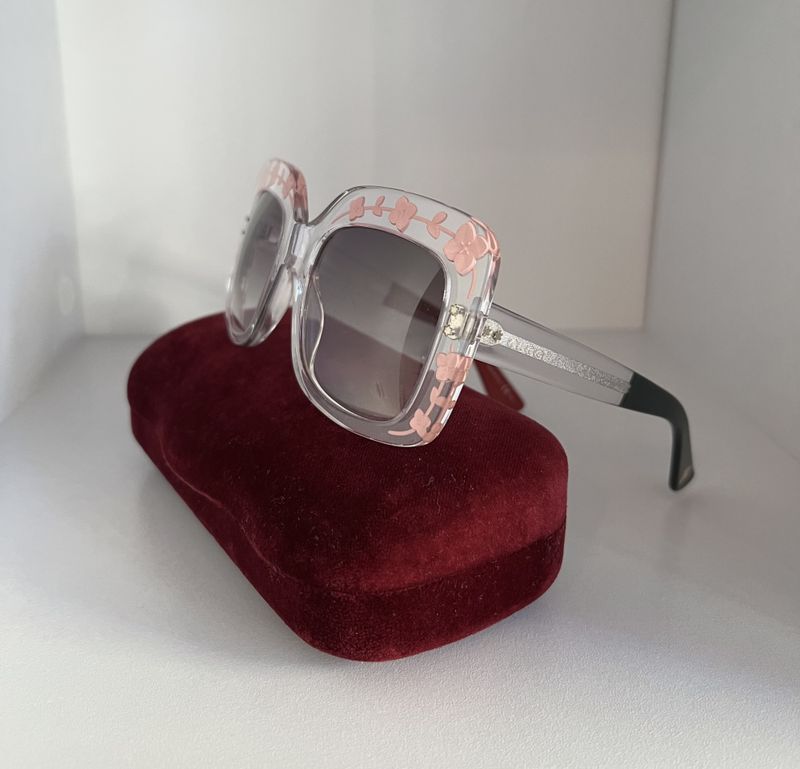 101901 - GUCCI blomster solbriller 