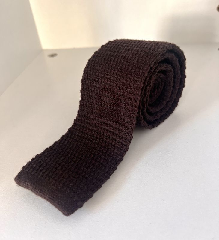 50104 - Tiger of Sweden slips 